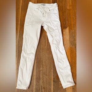 Abercrombie & Fitch Women's White Skinny Jeans